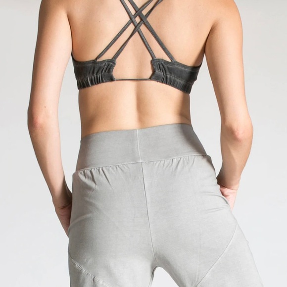 Ripple Yogawear Stonewash Double cross cross bra - Picture 2 of 4